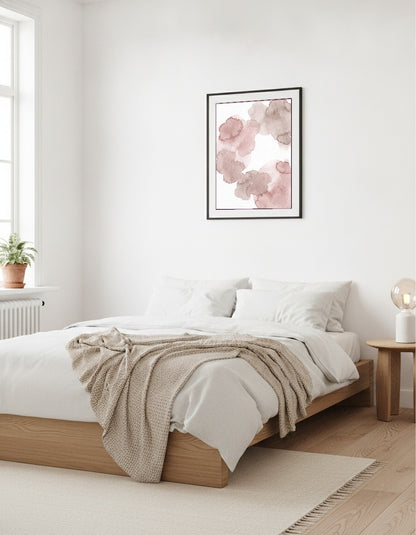 Rosa akvarellmoln i sovrummet