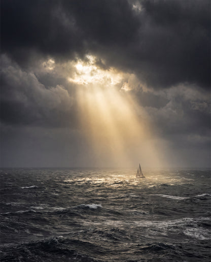Stormljus över havet