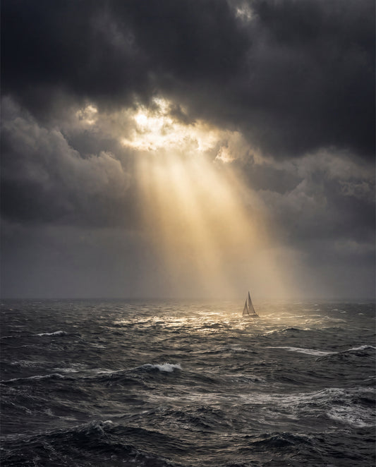 Stormljus över havet