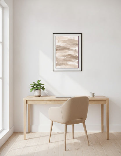 Horisontella drag i beige och taupe i kontoret