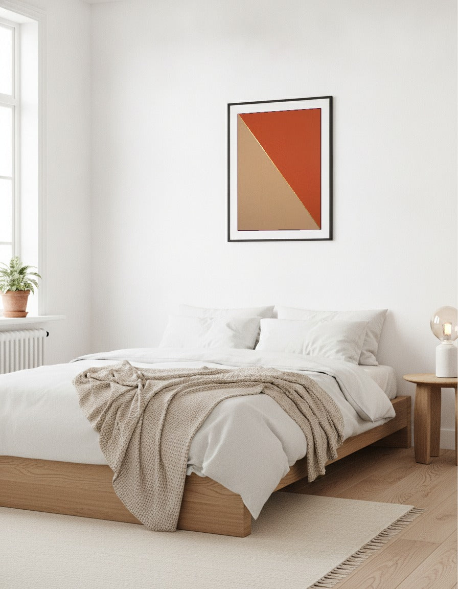 Diagonal i terrakotta och sand i sovrummet