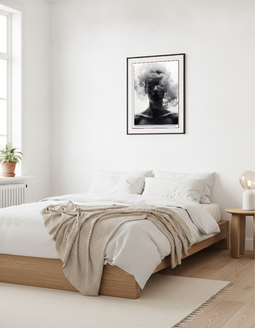 Woman in smoke – Face veiled in smoke i sovrummet